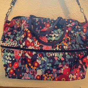Vera Bradley expandable large travel bag